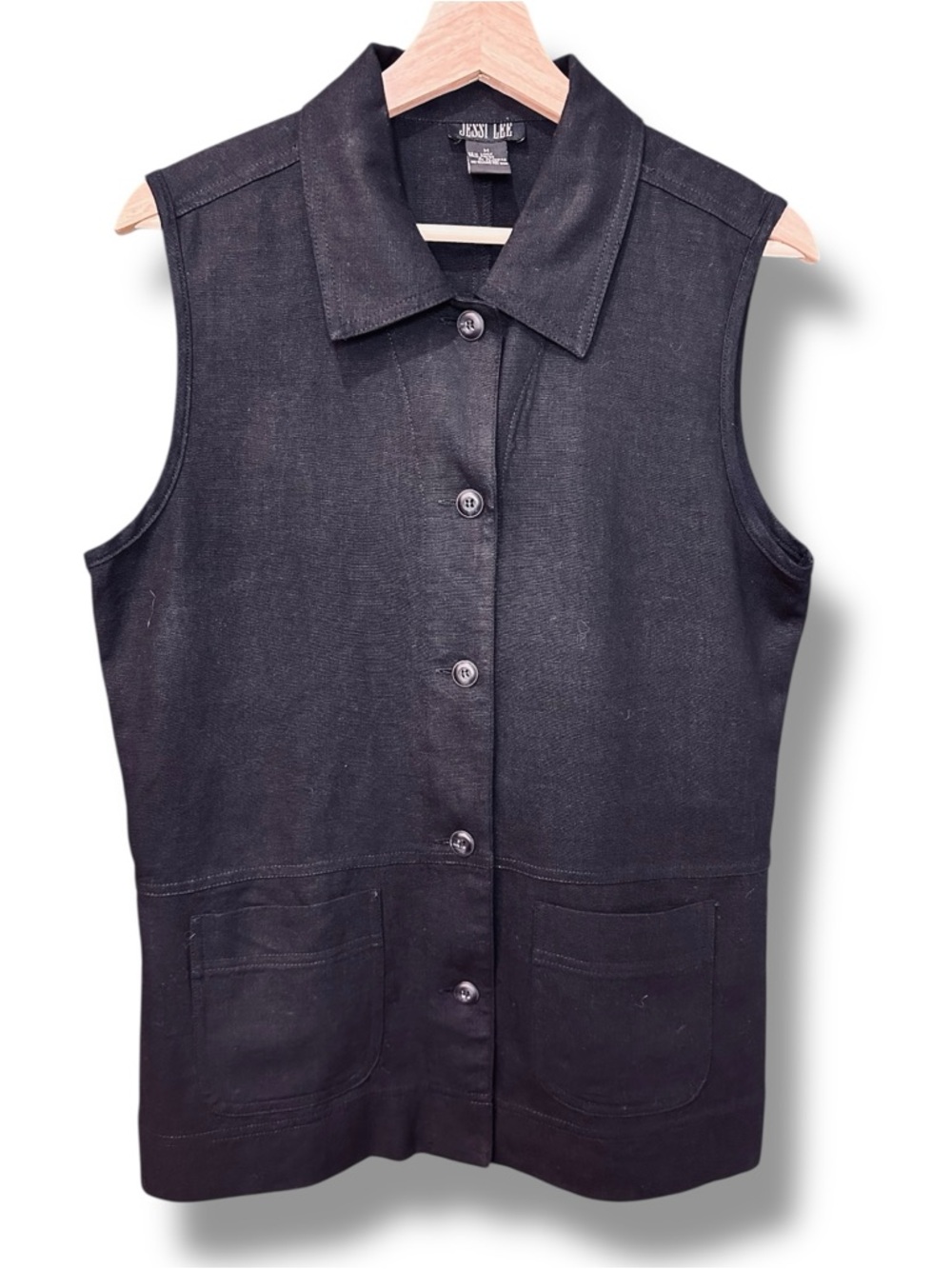Jessi Lee Black Sleeveless Button Linen Vest. Size Medium